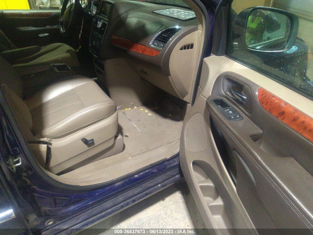2C4RC1CG4ER143172 Chrysler Town & Country Touring-l