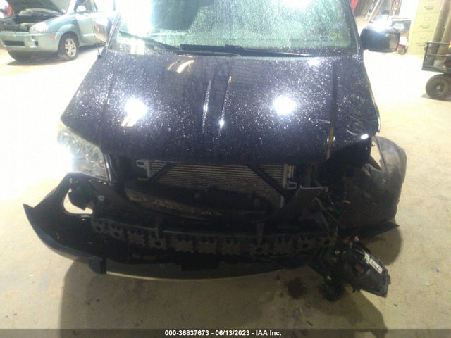 2C4RC1CG4ER143172 Chrysler Town & Country Touring-l