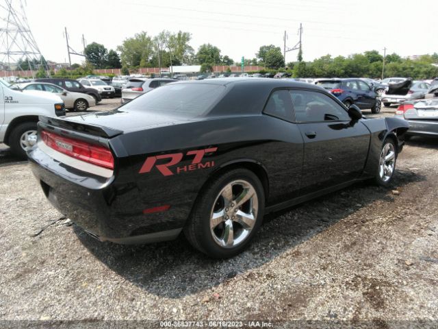 2C3CDYBT4EH186396 Dodge Challenger R/t