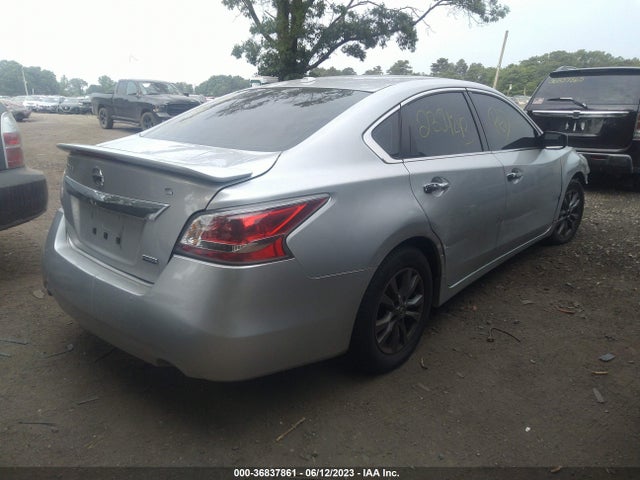 Nissan Altima 2.5 S 2015 1N4AL3AP2FC484503 Image 4