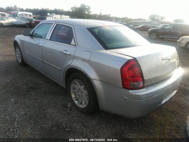 2007 CHRYSLER 300 VIN: 2C3KA43RX7H689160
