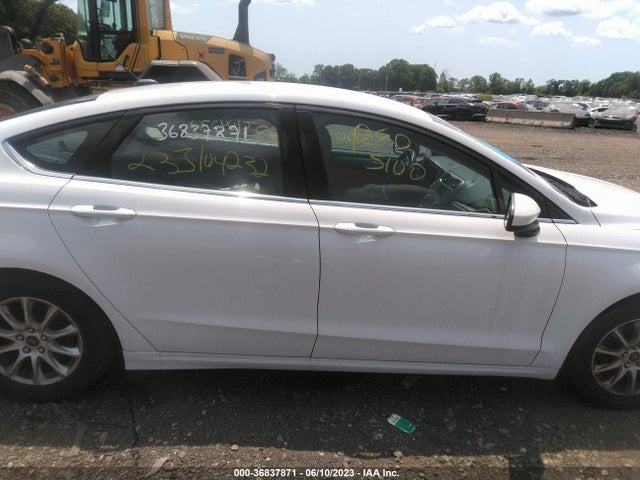 Ford FUSION S 2018 3FA6P0G71JR129428 Image 12