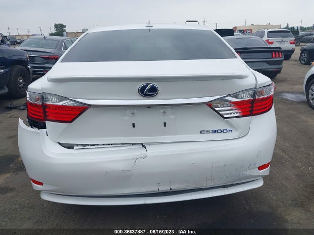 JTHBW1GG4E2055223 Lexus ES 300H