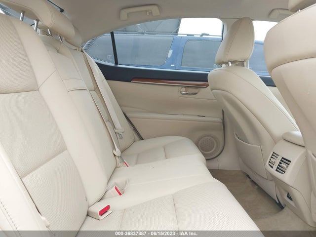 JTHBW1GG4E2055223 Lexus ES 300H