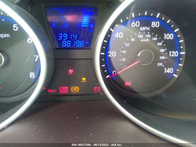 Hyundai TUCSON SE 2015 KM8JUCAG7FU022192 Image 12