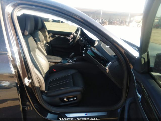 WBAJE5C50JWA93949 BMW 5 Series 540i
