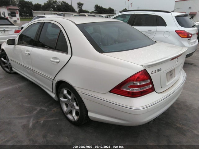 2007 Mercedes-benz C-class 2.5l Sport მანქანა იყიდება აუქციონზე, vin: WDBRF52H87A920869, აუქციონის ნომერი: 36837902