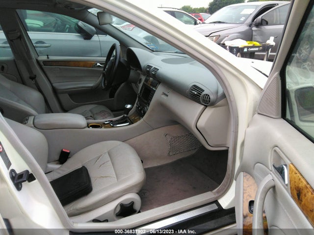 2007 Mercedes-benz C-class 2.5l Sport მანქანა იყიდება აუქციონზე, vin: WDBRF52H87A920869, აუქციონის ნომერი: 36837902