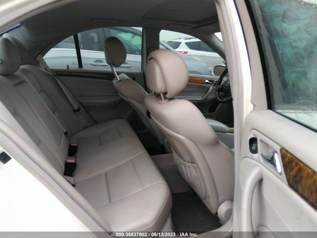 2007 Mercedes-benz C-class 2.5l Sport მანქანა იყიდება აუქციონზე, vin: WDBRF52H87A920869, აუქციონის ნომერი: 36837902