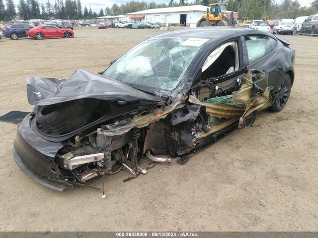 Tesla Model 3 Performance 2023 5YJ3E1EC4PF584261 Image 2