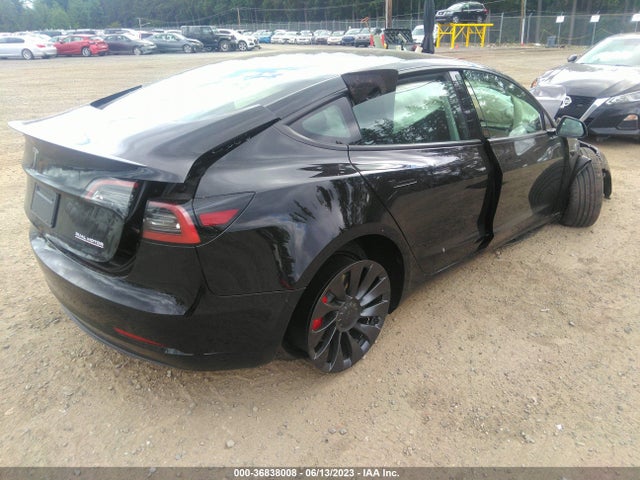 Tesla Model 3 Performance 2023 5YJ3E1EC4PF584261 Image 4