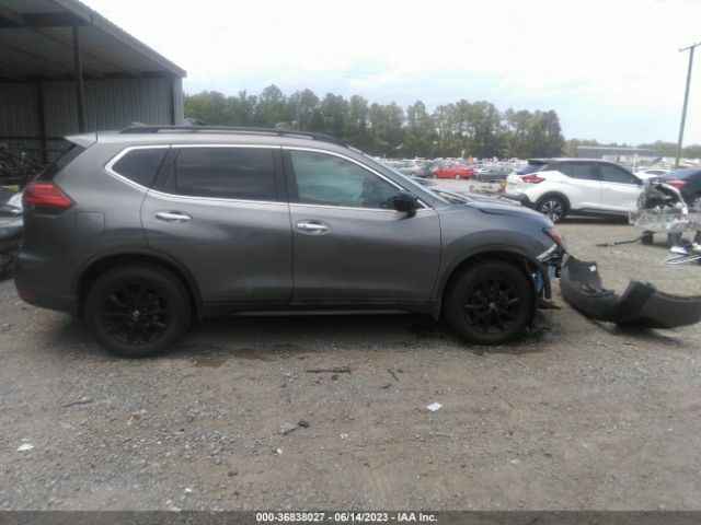5N1AT2MV2HC801919 Nissan ROGUE SV