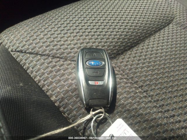 JF2SKAGC5KH588797 Subaru Forester Premium