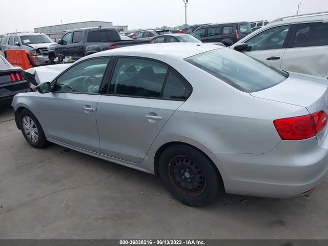 3VW2K7AJ5EM218035 Volkswagen Jetta Sedan S