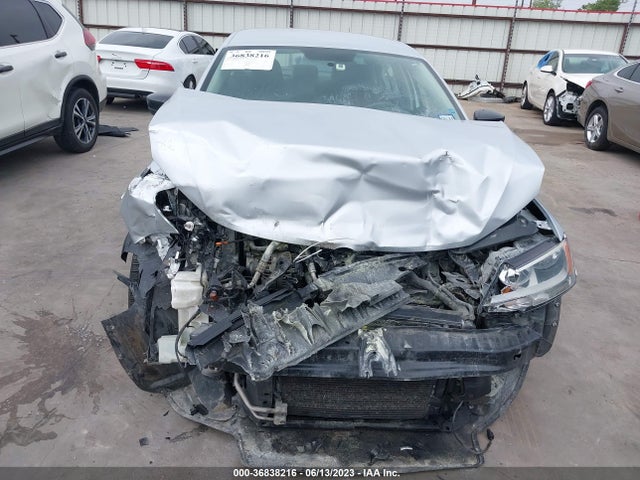 3VW2K7AJ5EM218035 Volkswagen Jetta Sedan S