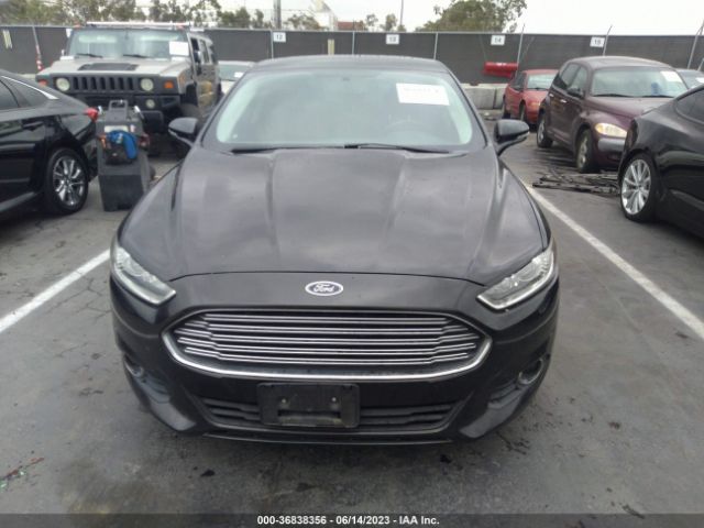 3FA6P0HD8ER318149 Ford FUSION SE