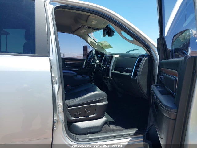 3C6UR5FLXHG755287 RAM 2500 Laramie