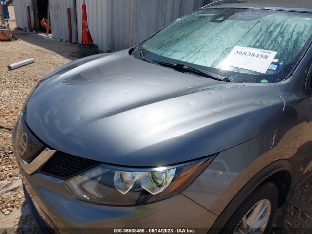 JN1BJ1CP6KW235560 Nissan Rogue Sport Sv