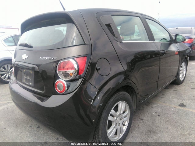 Chevrolet SONIC LT 2014 1G1JC6SH8E4103158 Image 10