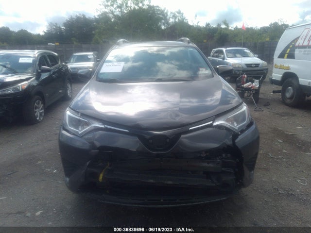 Toyota RAV4 LE 2017 2T3BFREV6HW590292 Image 12