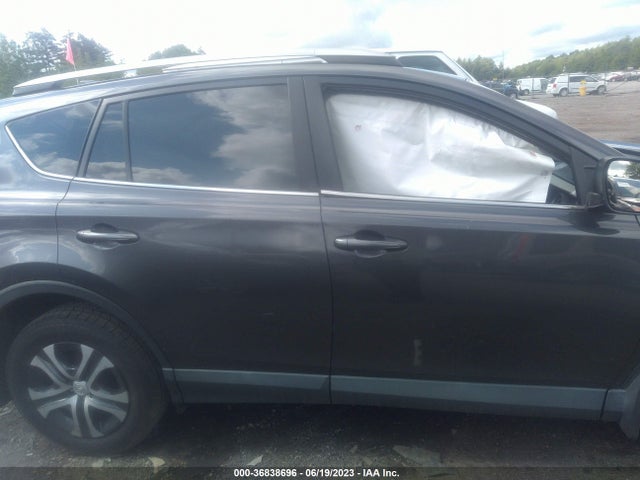 Toyota RAV4 LE 2017 2T3BFREV6HW590292 Image 13