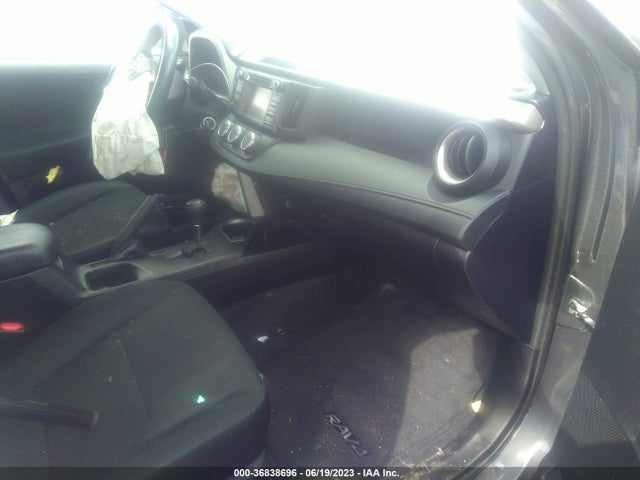 Toyota RAV4 LE 2017 2T3BFREV6HW590292 Image 5