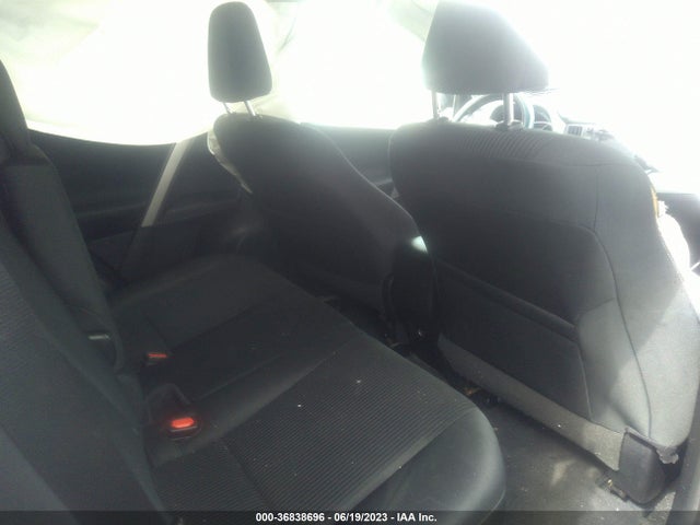 Toyota RAV4 LE 2017 2T3BFREV6HW590292 Image 8