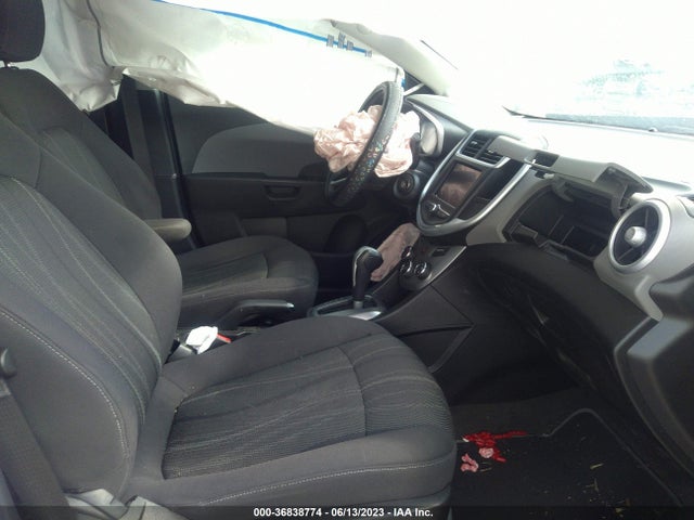 Chevrolet SONIC LT 2020 1G1JD5SB9L4133852 Image 5