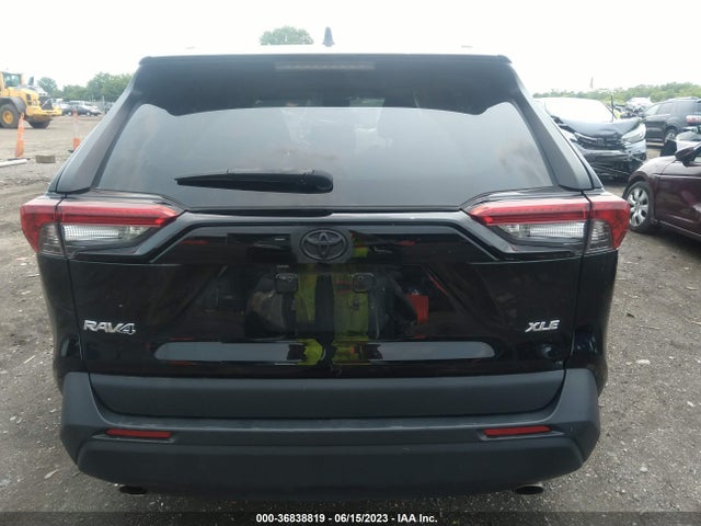 2020 TOYOTA RAV4 XLE VIN: 2T3W1RFV7LW070156