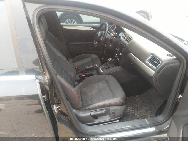 3VW4S7AJ5EM353668 Volkswagen Jetta Sedan Gli