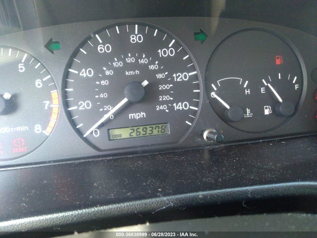 1999 MAZDA 626 ES/LX VIN: 1YVGF22CXX5870930