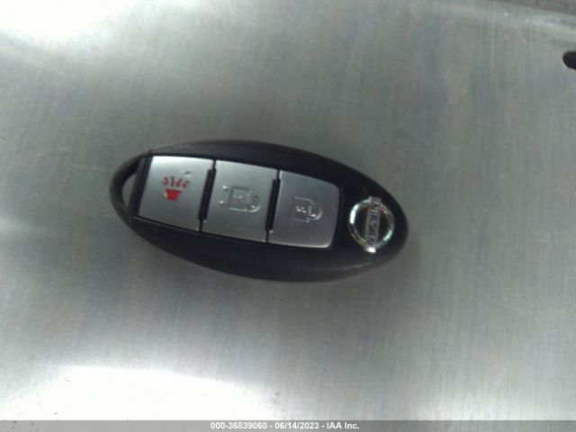 1N6AA1R77HN557930 Nissan TITAN S
