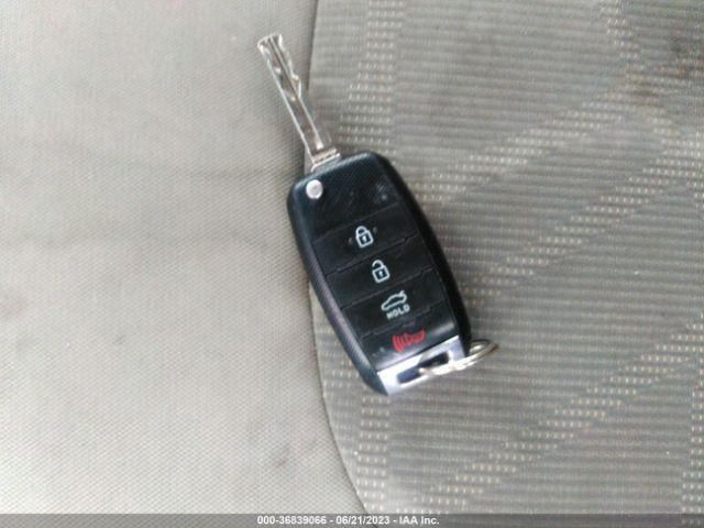 KNADM4A39E6344594 KIA RIO LX