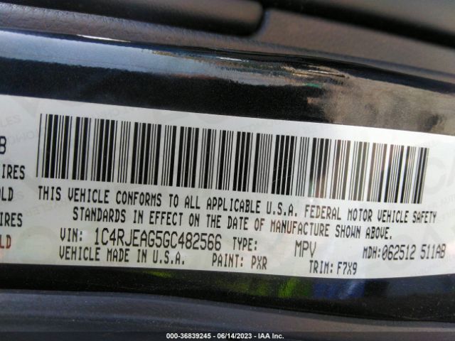 1C4RJEAG5GC482566 Jeep Grand Cherokee Laredo
