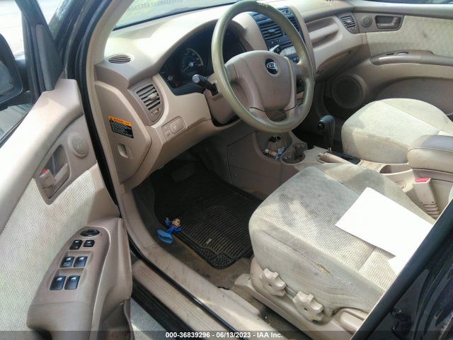 2007 KIA SPORTAGE LX VIN: KNDJF724477302520