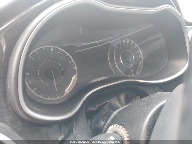 Chrysler 200 C 2016 1C3CCCEG7GN105521 Image 7