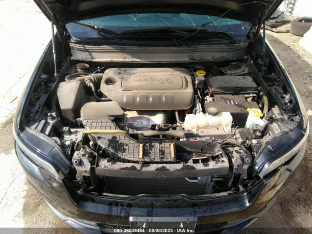 1C4PJMLB9KD417824 Jeep Cherokee Altitude