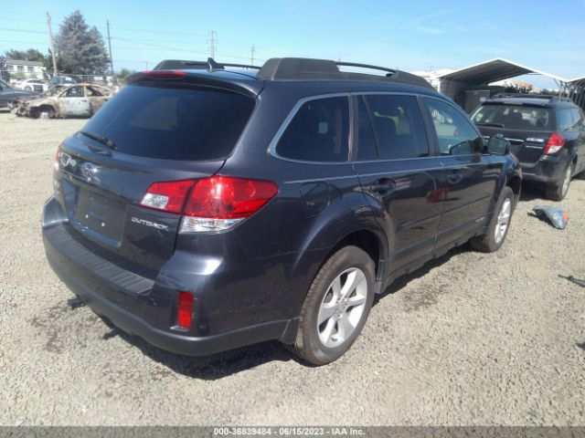 4S4BRCCC7E3302876 Subaru Outback 2.5i Premium