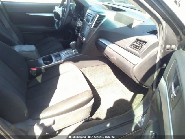 4S4BRCCC7E3302876 Subaru Outback 2.5i Premium