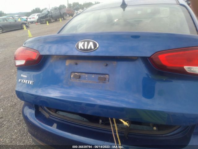 3KPFK4A78HE114161 KIA FORTE LX