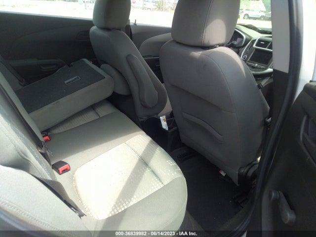 Chevrolet SONIC LT 2020 1G1JG6SB1L4109137 Image 8