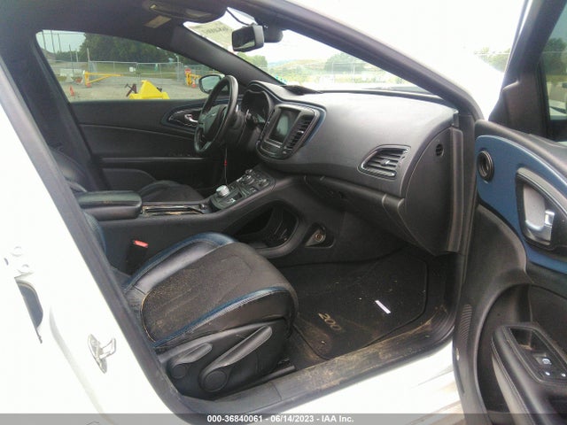 Chrysler 200 S 2015 1C3CCCBB5FN537290 Image 5