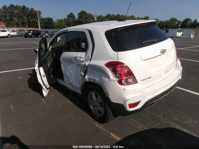 Chevrolet TRAX LS 2022 KL7CJNSM8NB545413 Image 3