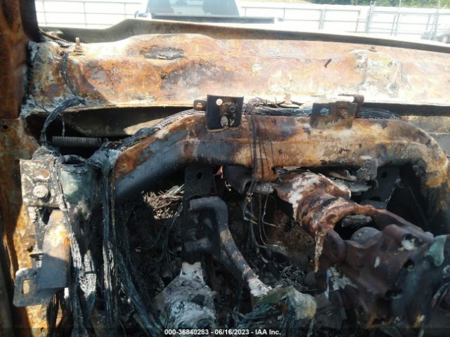 1GT12YEG6FF105148 GMC Sierra 2500hd Sle