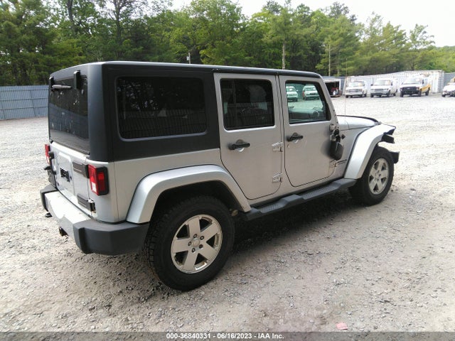 2011 JEEP WRANGLER UNLIMITED SAHARA VIN: 1J4HA5H13BL516276