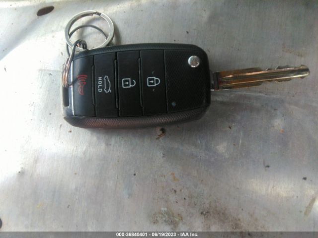 KNAFX4A6XE5059872 KIA FORTE LX