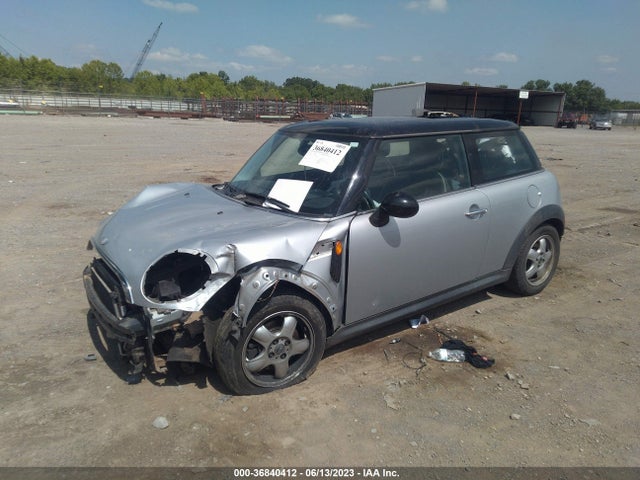 2007 MINI COOPER HARDTOP VIN: WMWMF33547TL78126