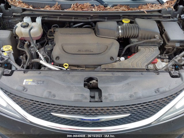 Chrysler Pacifica Touring Plus 2019 2C4RC1FG4KR702257 Image 10