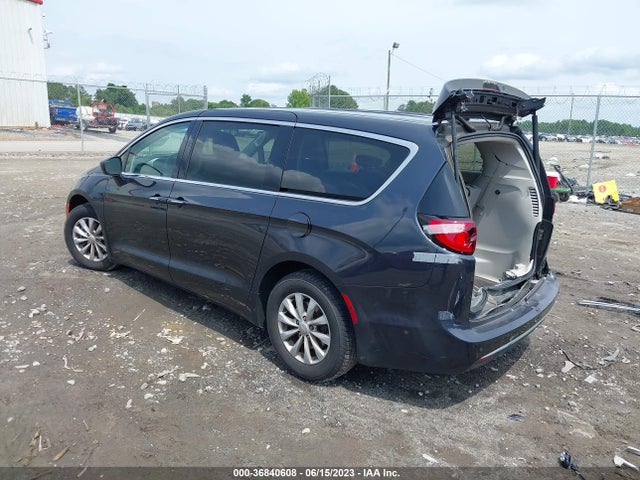 Chrysler Pacifica Touring Plus 2019 2C4RC1FG4KR702257 Image 3
