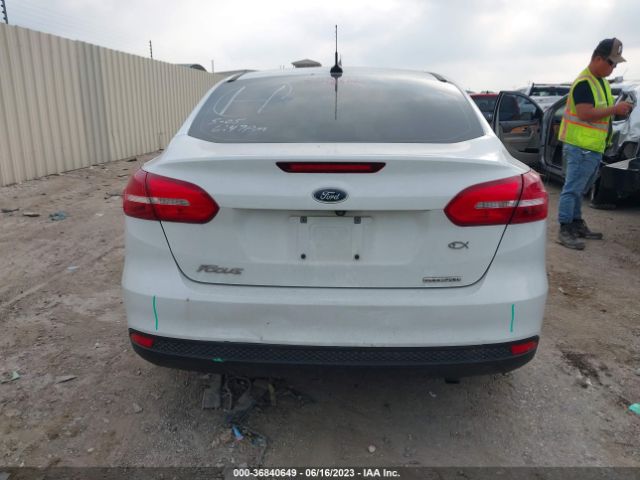 Ford FOCUS S 2016 1FADP3E23GL368521 Image 9
